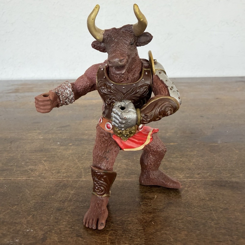 Papo 2006 Minotaur Warrior Figure Mythical Fantasy Bull Knight Toy